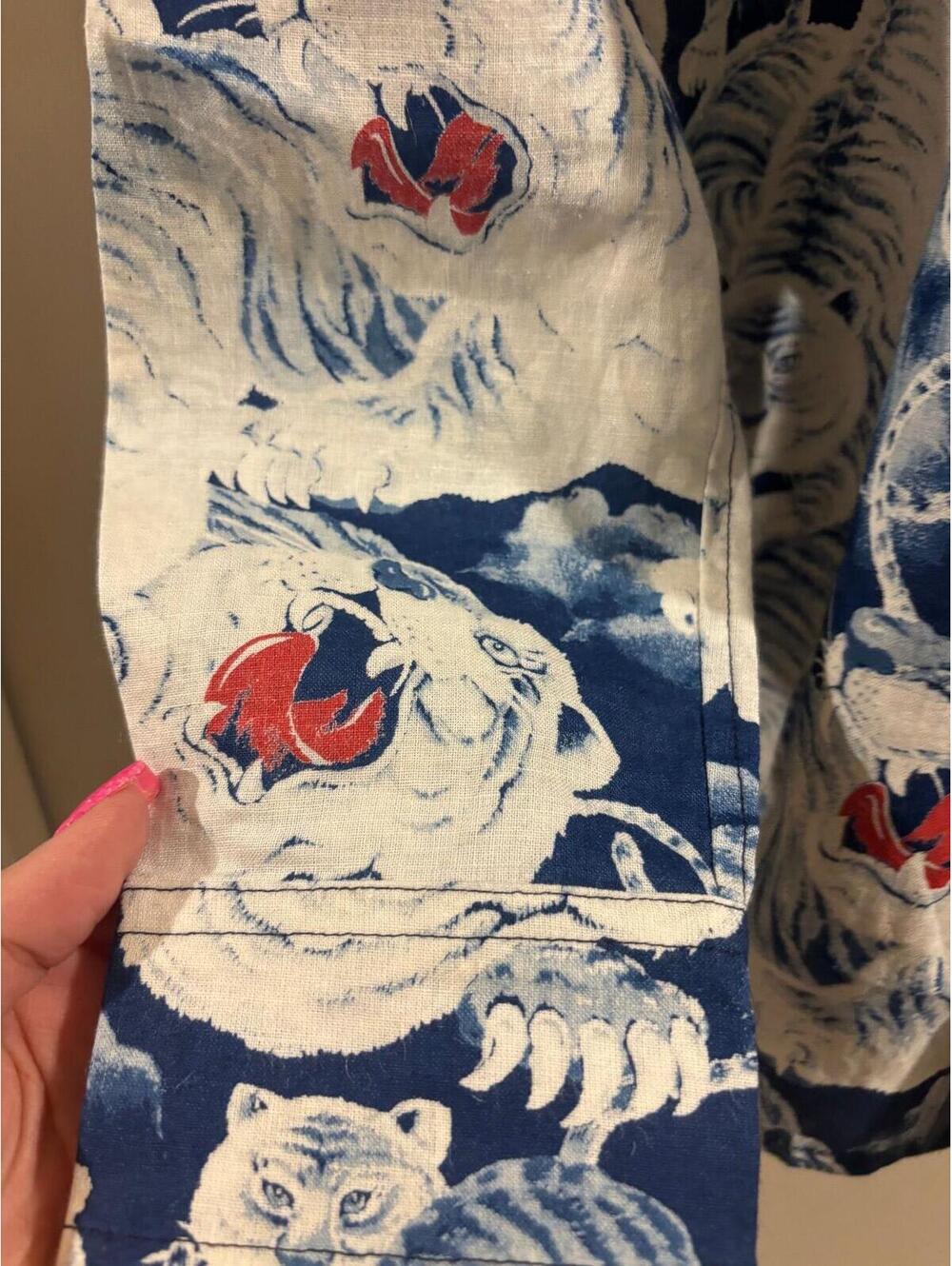 Emotionally Unavailable Split Print Button Down Shirt Blue Camo Tiger Small - Picture 3 of 6